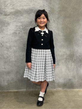 「THE SHOP TK （ザ ショップ ティーケー ）の【120-130/3点セット】ジャケット＆チェックワンピース/入園・卒園・入学（ワンピース、ブラック系）」を使った、naokoさん（レディース・123cm）の冬コーディネート