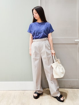 「grove（グローブ）の【持続冷感/SET UP可】ひんやりポンチシリーズ／フロントレースドルマンカットソー（Tシャツ/カットソー、パープル系）」を使った、maiさん（レディース・149cm）の夏コーディネート