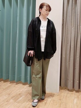 「SHOO・LA・RUE（シューラルー）の◆【高レビュー】洗えてサラサラ スクエアニットパンプス（パンプス、ブラック系）」を使った、ポンタさん（レディース・155cm）の夏コーディネート