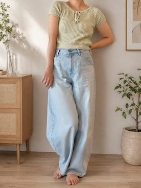 「UNIQLO（ユニクロ）のアイテム（デニムパンツ、ブルー系）」を使った、knnaさん（レディース・163cm）の夏コーディネート