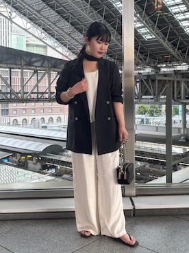 LOUNGEDRESS（ラウンジドレス）の「リネンピークドラペルジャケット