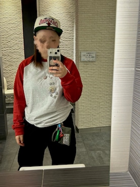 「NEWERA（ニューエラ）のアイテム」を使った、なかもりさん（レディース・150cm）の春コーディネート