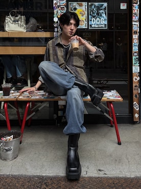 「SBG（エスビー）のアイテム」を使った、井上真宏さん（メンズ・175cm）の秋コーディネート