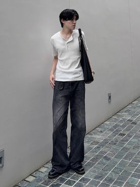「TORY LEATHER（トリーレザー）のアイテム」を使った、井上真宏さん（メンズ・175cm）の夏コーディネート