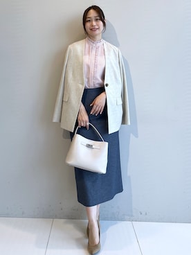 「UNTITLED（アンタイトル）の【洗える/後ろウエストゴム】オックスアイラインスカート（スカート、ブルー系）」を使った、Saekoさんの春コーディネート