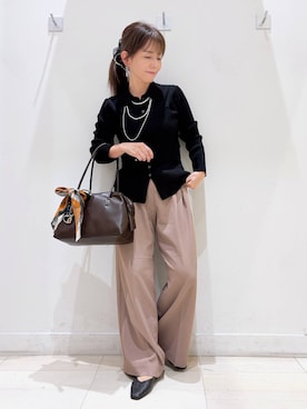 「GLOBAL WORK（グローバルワーク）のシーンレスとろみイージーパンツ/1054588（その他パンツ、ベージュ系）」を使った、kimi5amuroaさん（レディース）の秋コーディネート