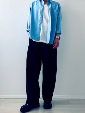 「UNIQLO（ユニクロ）のアイテム（シャツ/ブラウス、ブルー系）」を使った、MiYaさん（メンズ・170cm）の春コーディネート
