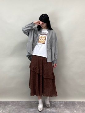 「NICOLE CLUB（ニコル　クラブ）の【ZELDA】グラフィックデザインロングTシャツ（Tシャツ/カットソー、その他）」を使った、ZELDA/ゼルダ snapさん（レディース・160cm）の春コーディネート