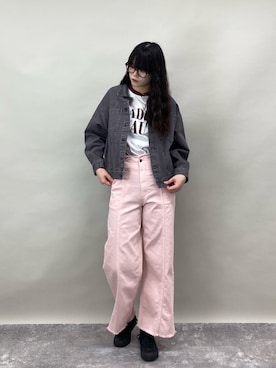 「ZELDA（ゼルダ）の【ZELDA】ストレッチデニムワイドパンツ（デニムパンツ、ピンク系）」を使った、ZELDA/ゼルダ snapさん（レディース・160cm）の春コーディネート