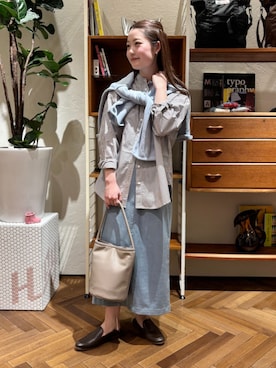 「SLOBE IENA（スローブイエナ）の《追加5》SLOBE バケツバッグ（ショルダーバッグ、グレー系）」を使った、fuyukaさん（レディース・158cm）の冬コーディネート