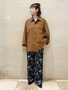 「Lilas（リラ）のarrow ラインリングK10（リング、ゴールド系）」を使った、sakuさん（レディース・160cm）の春コーディネート