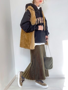 「アイテム（ベスト、ブラウン系）」を使った、kuuuuraさん（レディース・158cm）の冬コーディネート