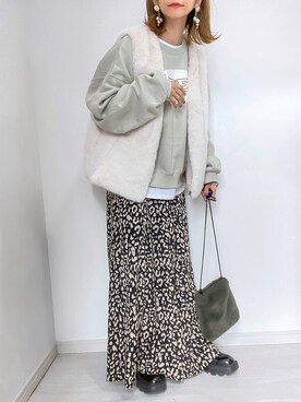 「DHOLIC STYLE（ディーホリックスタイル）のアイテム（ベスト）」を使った、kuuuuraさん（レディース・158cm）の冬コーディネート