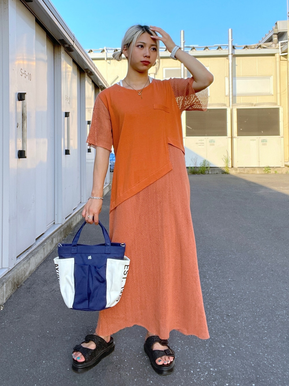 「ワンピース、AVIREX、ootd、夏コーデ、低身長、ラクチンコーデ、今日のコーデ、AVIREXBelle、AVIREX DEPOT、アビレックス(AVIREX)」｜「AVIREXのCUT×MESH ONEPIECE/ カットソー×メッシュ ワンピース（ワンピース、レッド系）」を使った、Reinaさん（レディース・155cm）の夏コーディネートの1枚目の写真