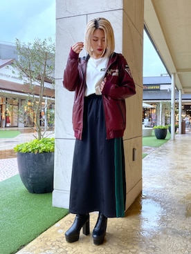 「アイテム（ライダースジャケット、レッド系）」を使った、Reinaさん（レディース・155cm）の秋コーディネート