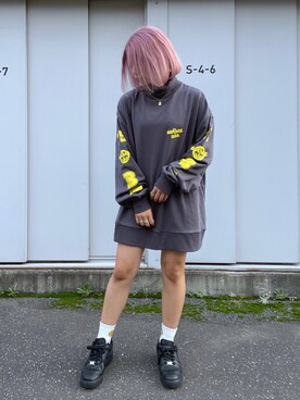 AVIREX DEPOT木更津｜Reina使用「AVIREX（≪WEB&DEPOT限定≫SWEAT SLEEVE PRINT PULLOVER/ スウェットスリーブプリントプルオーバー）」的時尚穿搭