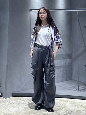 「HARE（ハレ）のアイテム（タンクトップ）」を使った、佐藤静香さん（レディース・159cm）の秋コーディネート