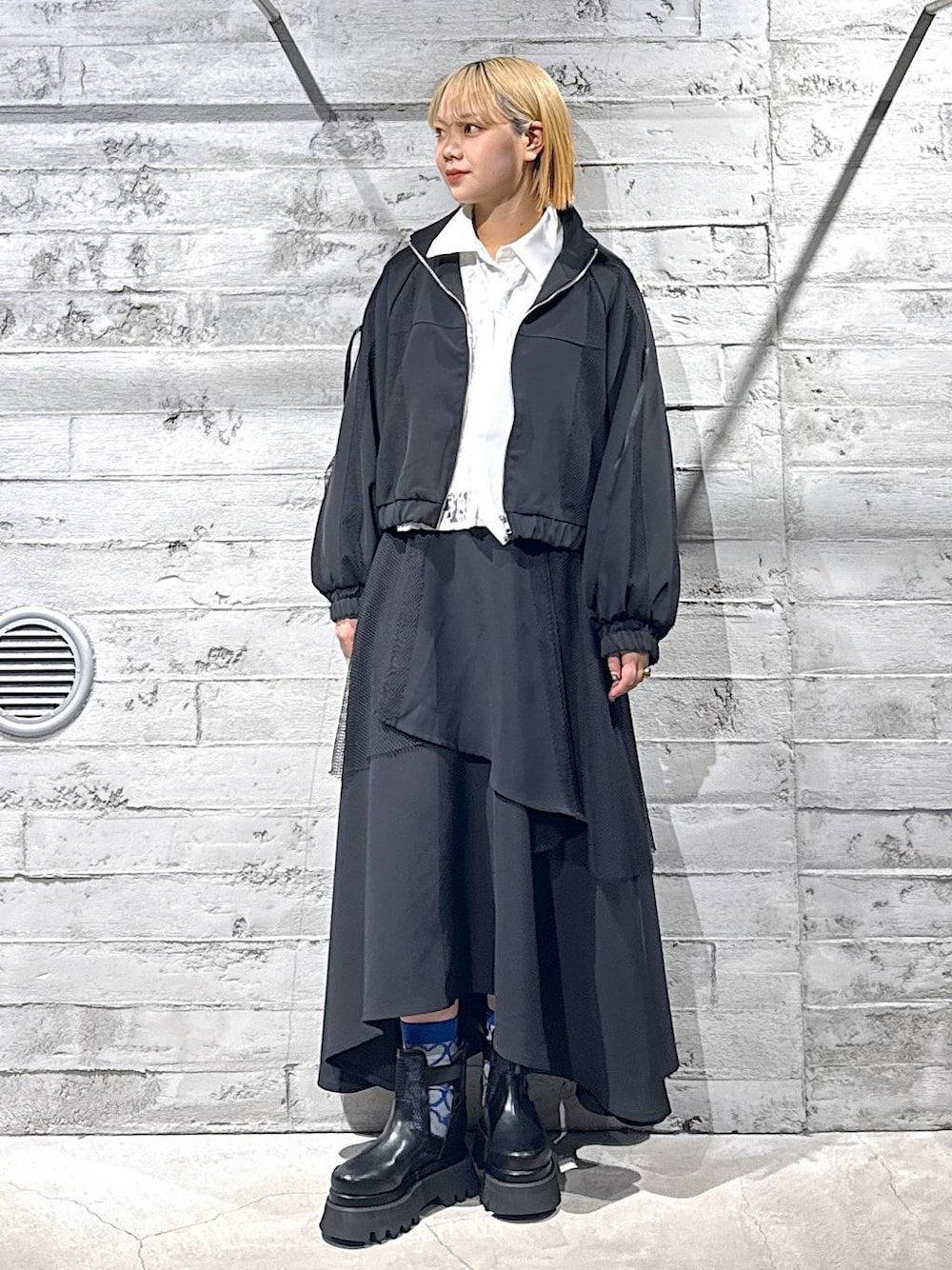 メッシュレイヤースタンドブルゾン(HARE)を使った人気