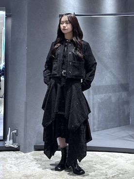 「アイテム（ノーカラージャケット）」を使った、佐藤静香さん（レディース・159cm・20代）の秋コーディネート