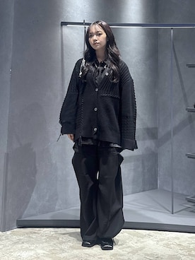 「アイテム（ネクタイ）」を使った、佐藤静香さん（レディース・159cm）の秋コーディネート