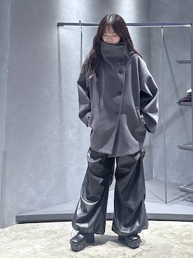 「HARE（ハレ）のアイテム（チェスターコート）」を使った、佐藤静香さん（レディース・159cm）の秋コーディネート