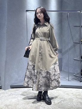 「HARE（ハレ）の2WAYバケットBAG(HARE)（ショルダーバッグ）」を使った、佐藤静香さん（レディース・159cm）の秋コーディネート