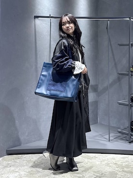 「アイテム（ブーツ、シルバー系）」を使った、佐藤静香さん（レディース・159cm）の秋コーディネート