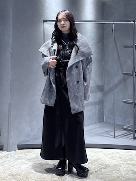 「HARE（ハレ）のアイテム（チェスターコート）」を使った、佐藤静香さん（レディース・159cm）の秋コーディネート