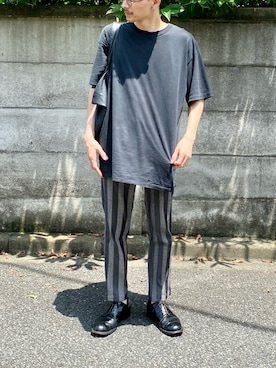 「Yohji Yamamoto（ヨウジヤマモト）のアイテム（バッグ）」を使った、Yusuke Katsurayamaさん（メンズ・170cm）の夏コーディネート