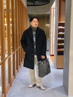 「HERNO（ヘルノ）のアイテム」を使った、藤高 尚徳さん（メンズ・175cm）の冬コーディネート