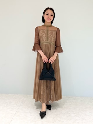 【Leja】花柄総レースデコルテシアーシフォンフレアスリーブプリーツドレス Leja（レジャ）の「【LEJA】花柄総レースデコルテシアーシフォン