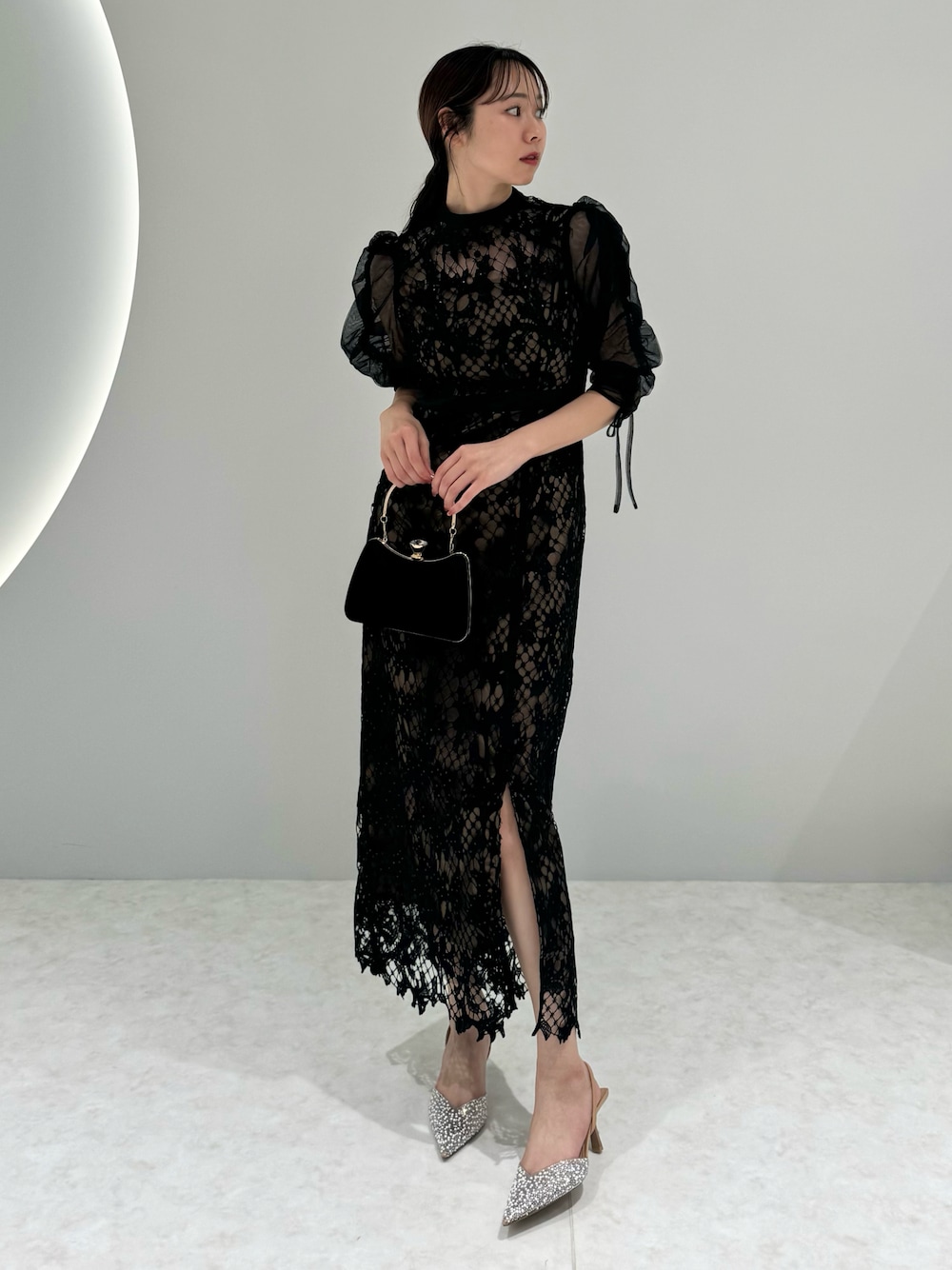 LEJA】シアーレースパフスリーブスリットⅠラインドレスワンピース美脚