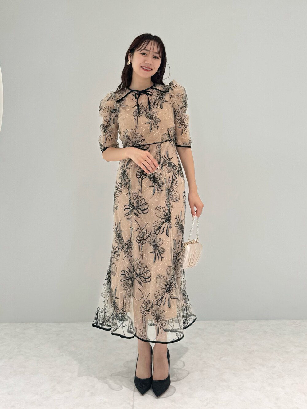 leja 花柄刺繍フロントバックリボンパフスリーブマーメイドフレアドレス Leja 花柄刺繍レースフロントバックリボンパフスリーブ