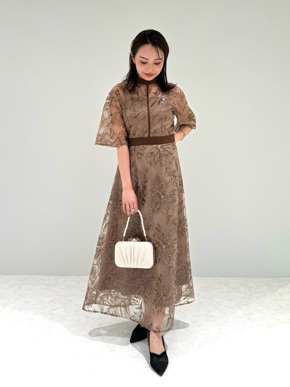 LEJA-スパンコール花柄刺繍プチハイネックウエストマークAラインワンピース