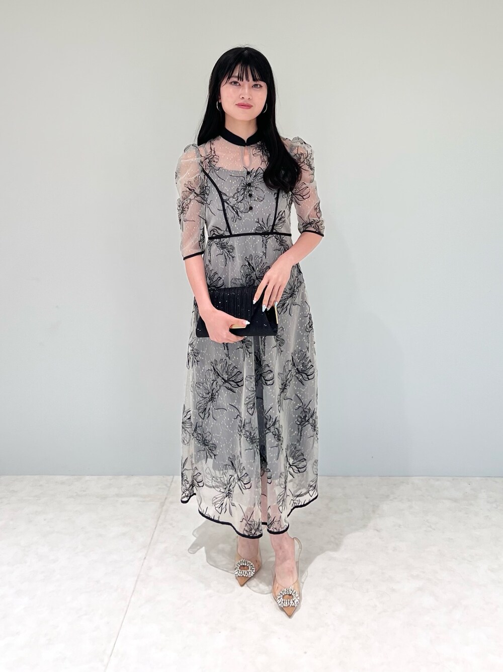 【LEJA】配色パイピングプチハイネック花柄刺繍ラメレースロング丈ドレス　ブルー LEJA】配色パイピングプチハイネック花柄刺繍ラメレースロング丈