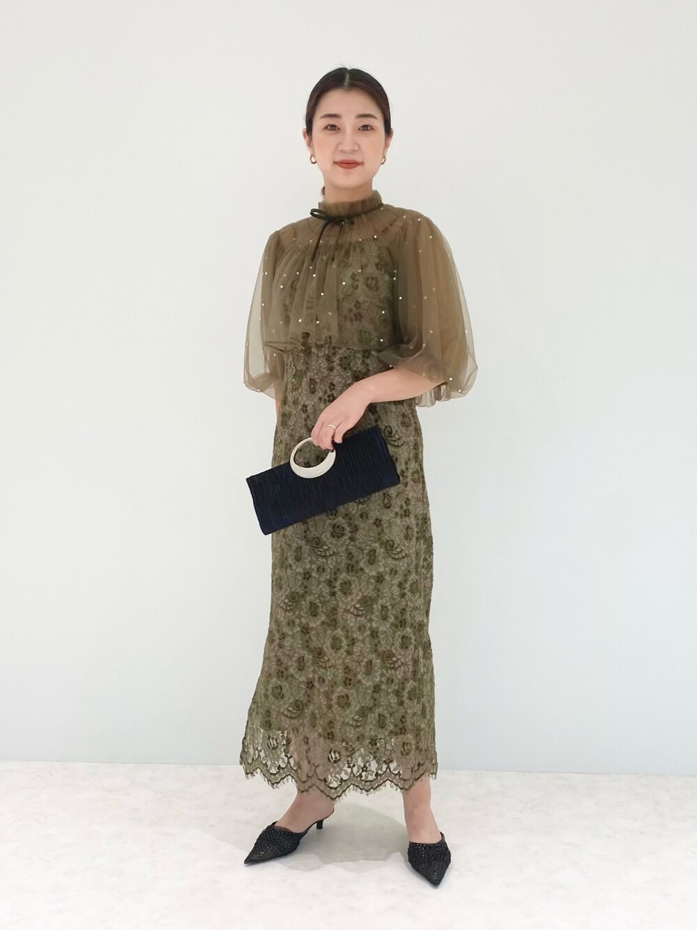 Leja（レジャ）の「【LEJA】パール付きケープ風リボンパフスリーブ