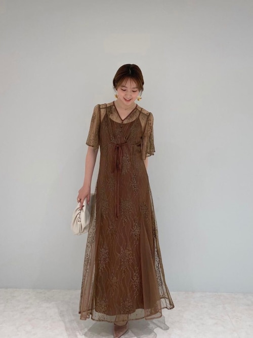 LEJA】総レースシースルーショルダー袖リボンウエストマークプリーツ