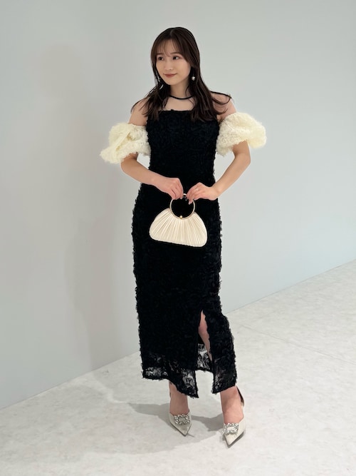 セール】【LEJA】フラワーレーススリーブIラインドレス