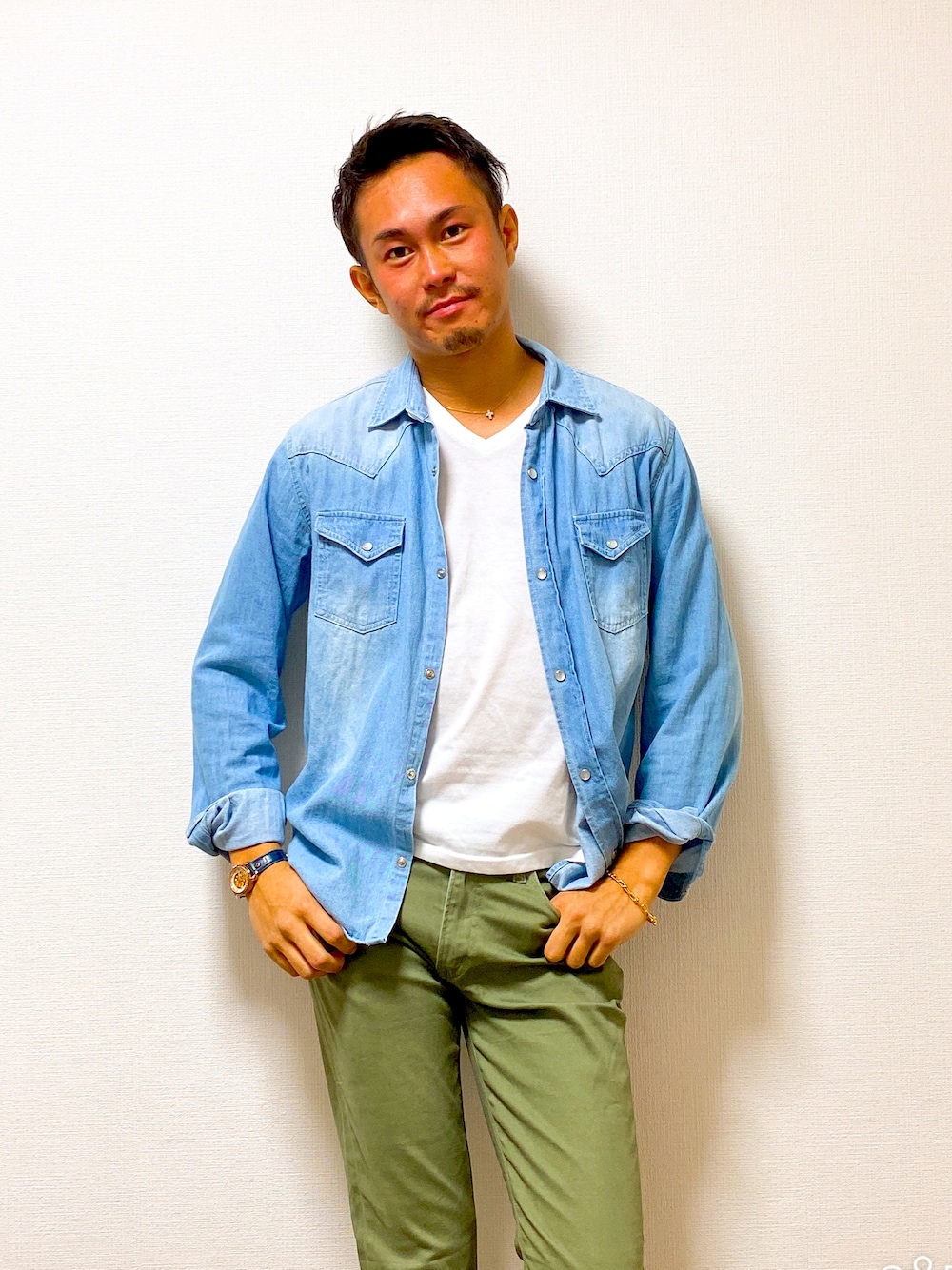 UNIQLO（ユニクロ）の「ドライカラーVネックT（半袖）（Tシャツ