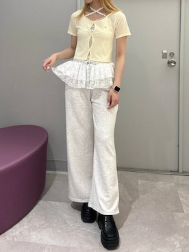「ems excite（エムズエキサイト）のカーデレイヤード風CT（Tシャツ/カットソー、イエロー系）」を使った、emsexcite　/　エムズエキサイトさん（レディース・168cm）の夏コーディネート