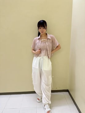 「ems excite（エムズエキサイト）の【セットアイテム】シアーシャツ＆キャミSET（シャツ/ブラウス、ピンク系）」を使った、emsexcite　/　エムズエキサイトさん（レディース・170cm）の夏コーディネート