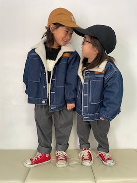 「ボア」｜「アイテム（デニムジャケット）」を使った、KeeeTさん（キッズ・100cm）の冬コーディネート