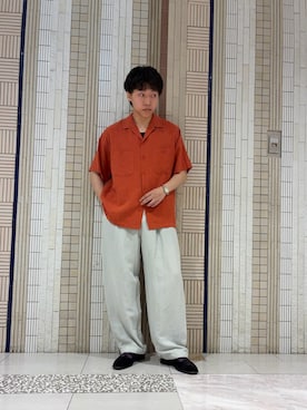 「URBAN RESEARCH（アーバンリサーチ）のSANDWASH LINEN OPEN SHIRTS（シャツ/ブラウス、オレンジ系）」を使った、イワサキさん（メンズ・168cm）の夏コーディネート
