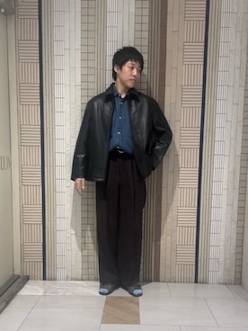 「レイヤードスタイル」｜「アイテム（その他アウター）」を使った、イワサキさん（メンズ・168cm）の秋コーディネート