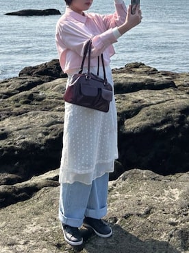 「BARELY BLUE（ベアリーブルー）のアイテム（バッグ）」を使った、𝘆𝘂𝗶さん（レディース・164cm）の春コーディネート