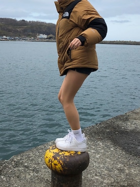 「THE NORTH FACE（ザノースフェイス）のアイテム（ダウンジャケット/コート、ベージュ系）」を使った、ミさん（レディース・150cm）の秋コーディネート