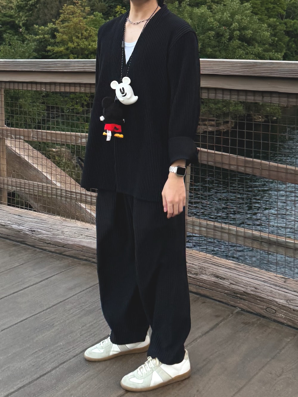 HOMME PLISSE ISSEY MIYAKEのノーカラージャケットを使った人気