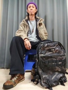 「アイテム（ネックレス）」を使った、GAKU9さん（メンズ・174cm）の冬コーディネート