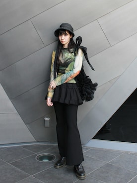 「アイテム（ローファー）」を使った、荒川ちかさん（レディース・163cm）の秋コーディネート