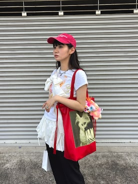 「SINOON（シヌーン）のアイテム」を使った、荒川ちかさん（レディース・163cm）の夏コーディネート
